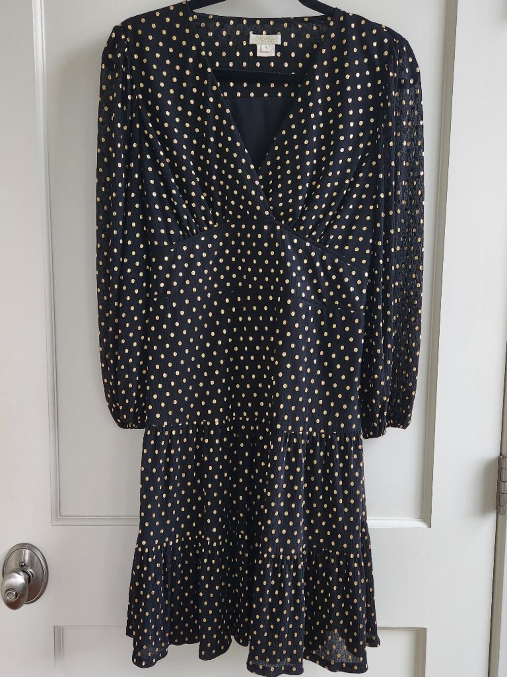 Shoshanna Black Gold Dot Dress Size 4 Long Sleeve Tiered Party Dress